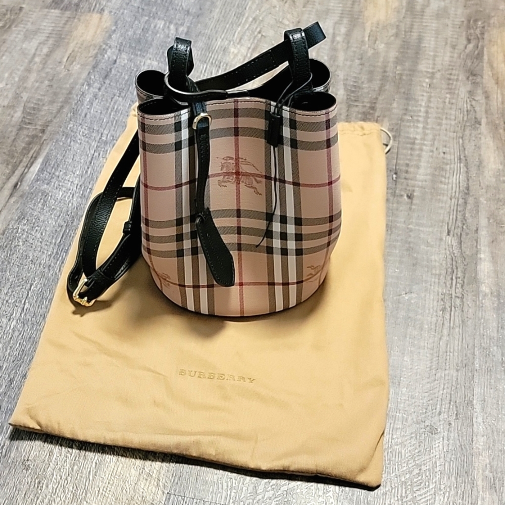 New Burberry small lorne cross body